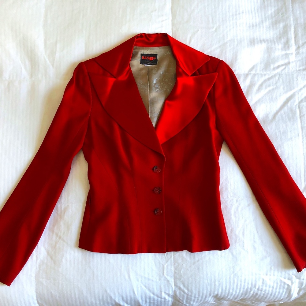 Exquisite vintage Christian Lacrois pantsuit, red, size 2
